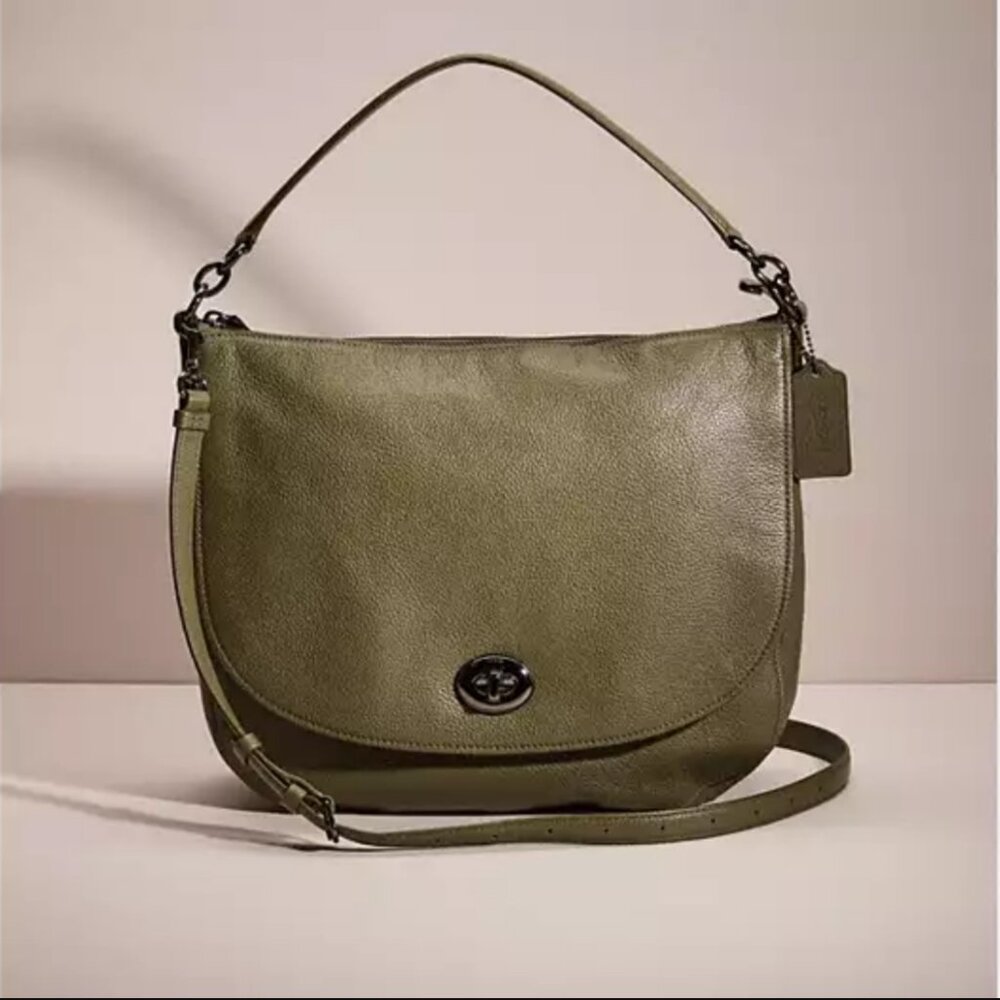 COACH TURNLOCK LEATHER HOBO BAG